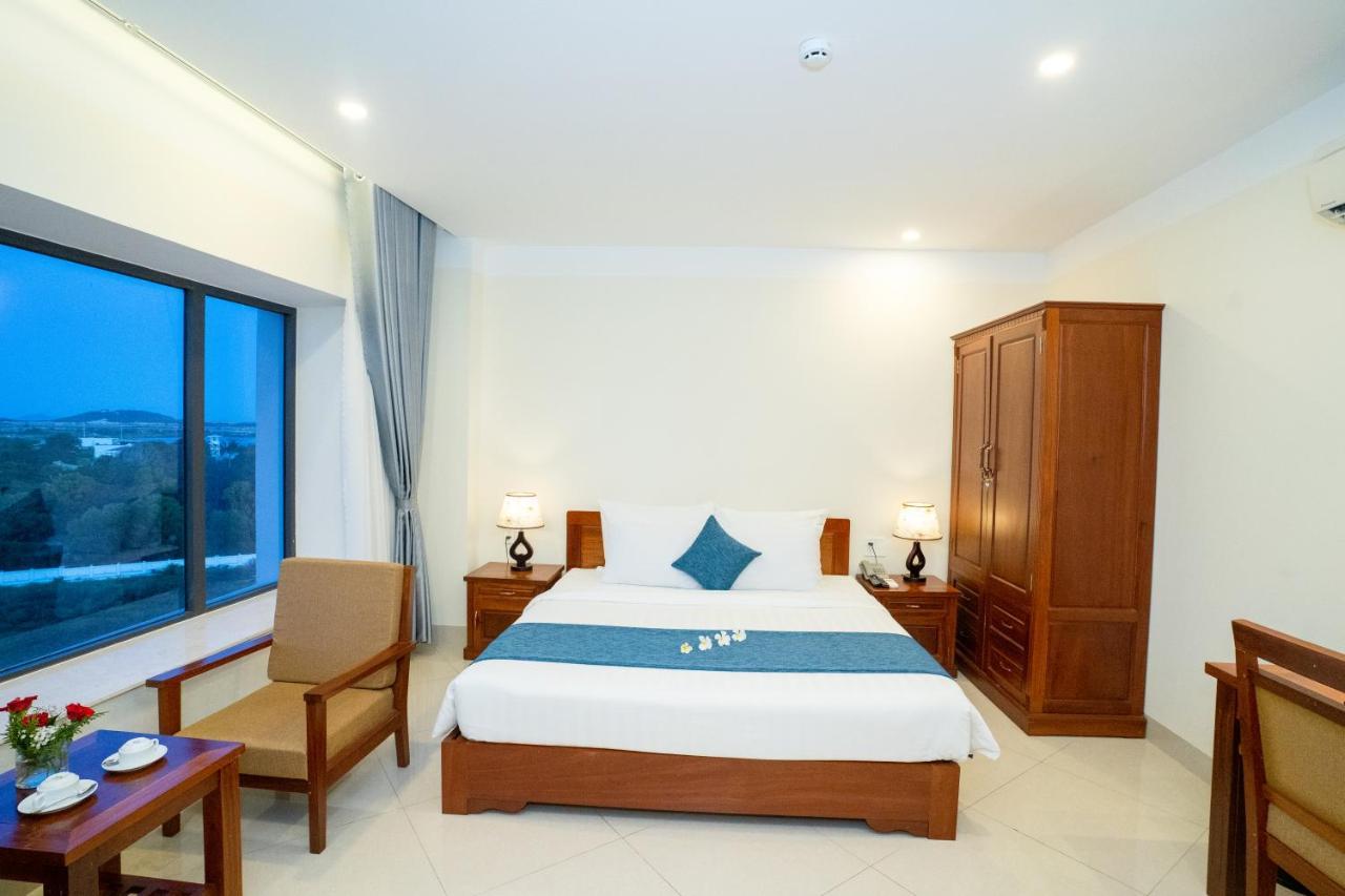 Navy Hotel Cam Ranh Exteriör bild