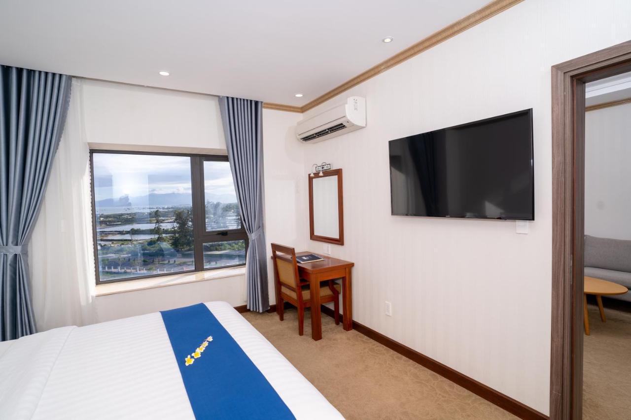 Navy Hotel Cam Ranh Exteriör bild