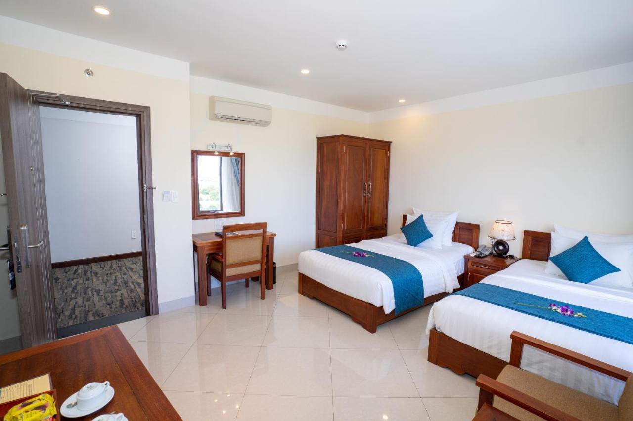 Navy Hotel Cam Ranh Exteriör bild