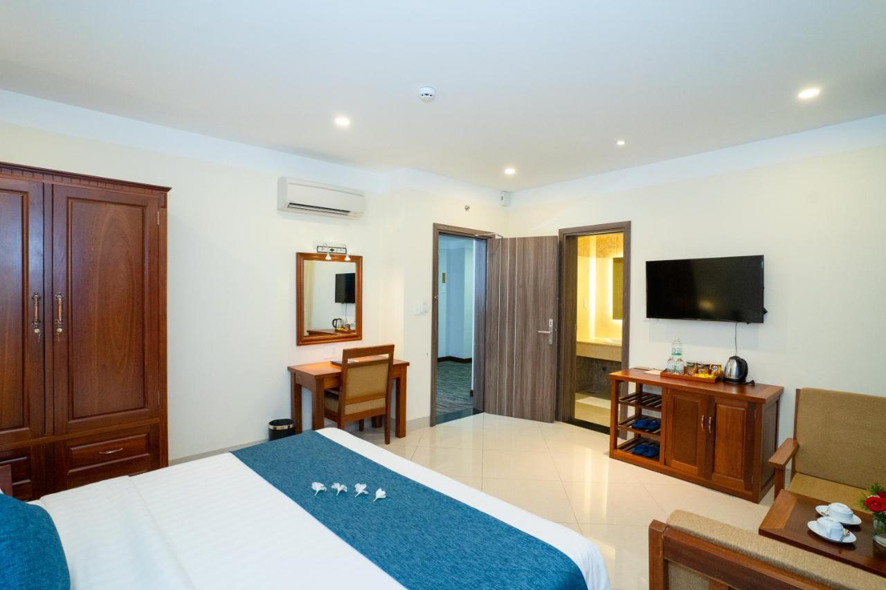 Navy Hotel Cam Ranh Exteriör bild