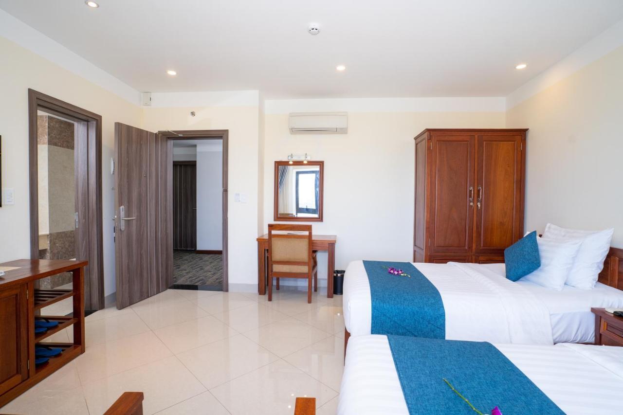 Navy Hotel Cam Ranh Exteriör bild