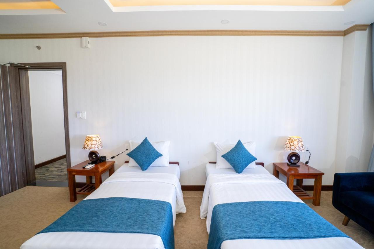 Navy Hotel Cam Ranh Exteriör bild