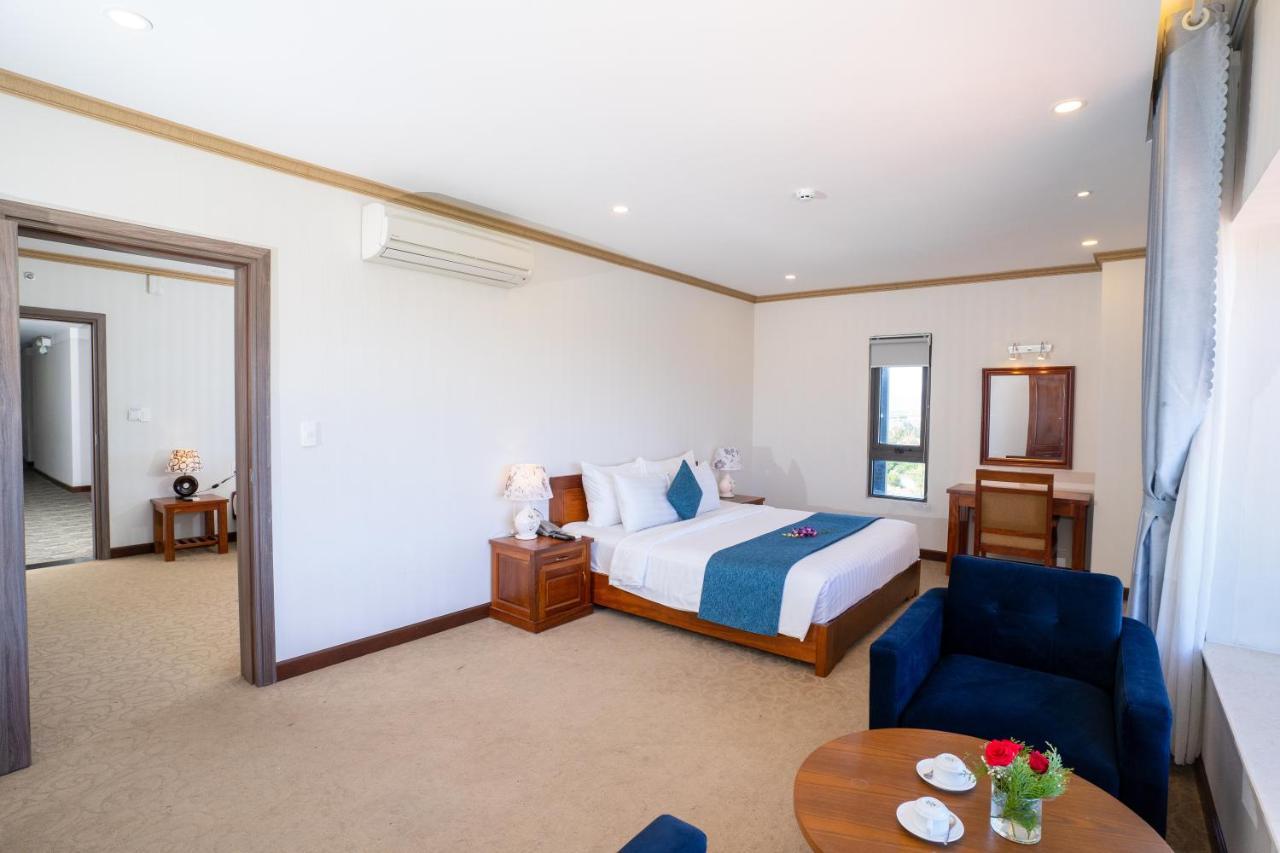Navy Hotel Cam Ranh Exteriör bild