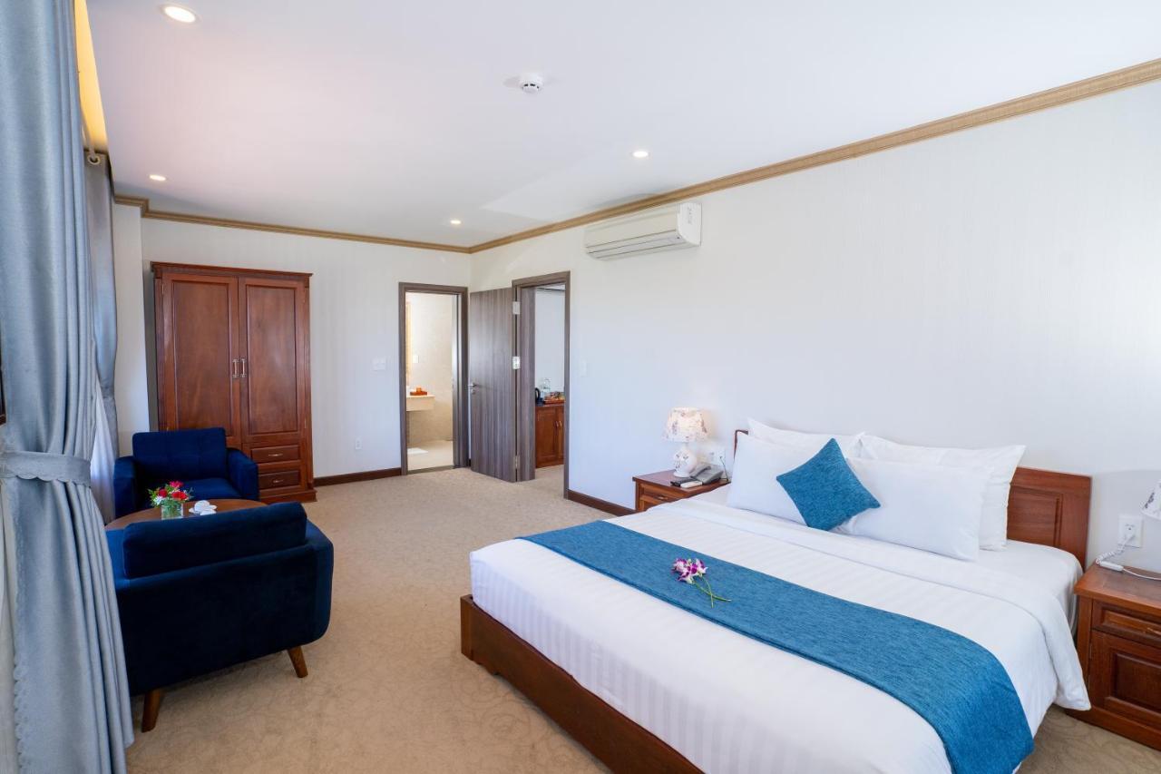 Navy Hotel Cam Ranh Exteriör bild