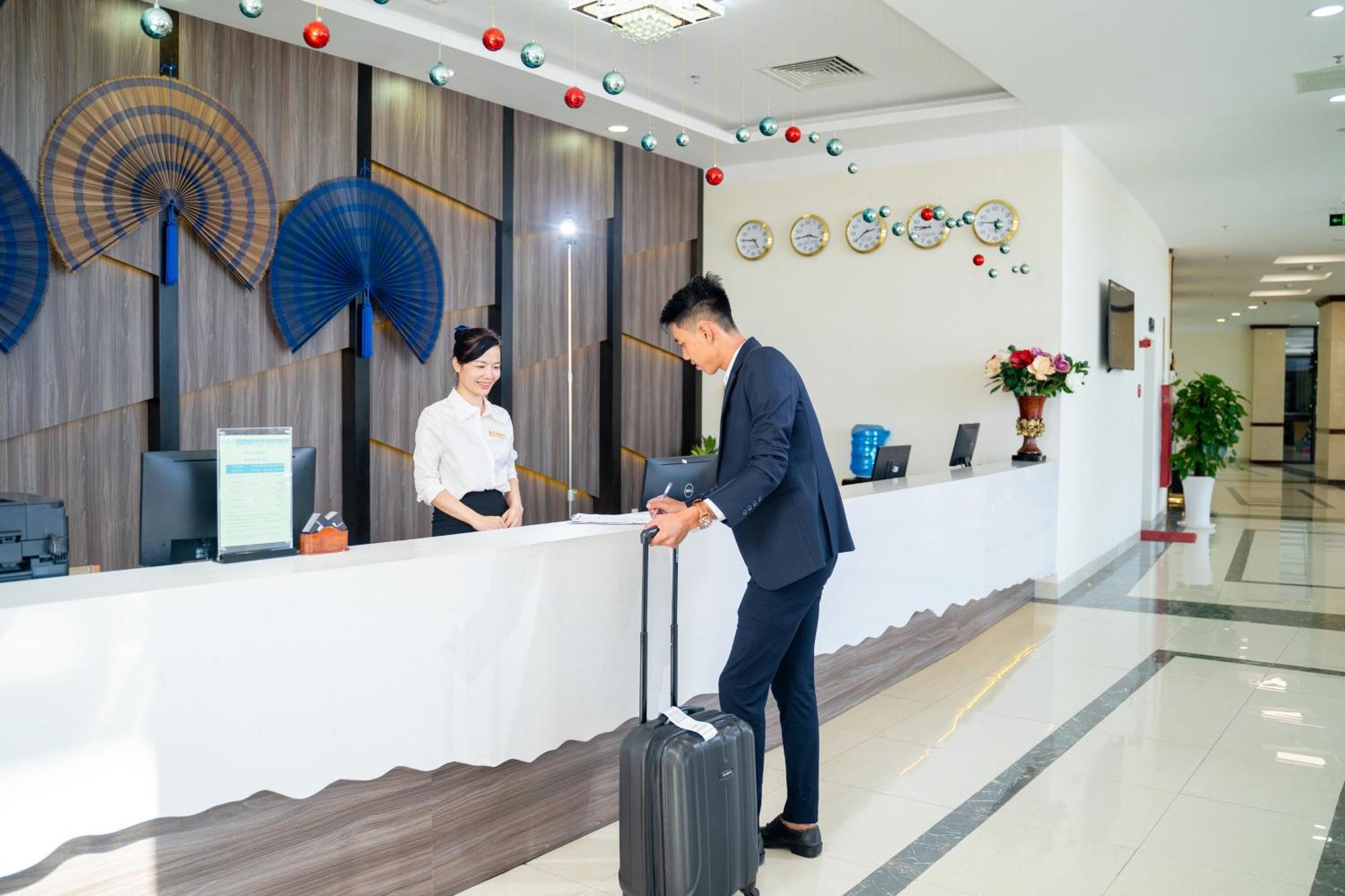 Navy Hotel Cam Ranh Exteriör bild