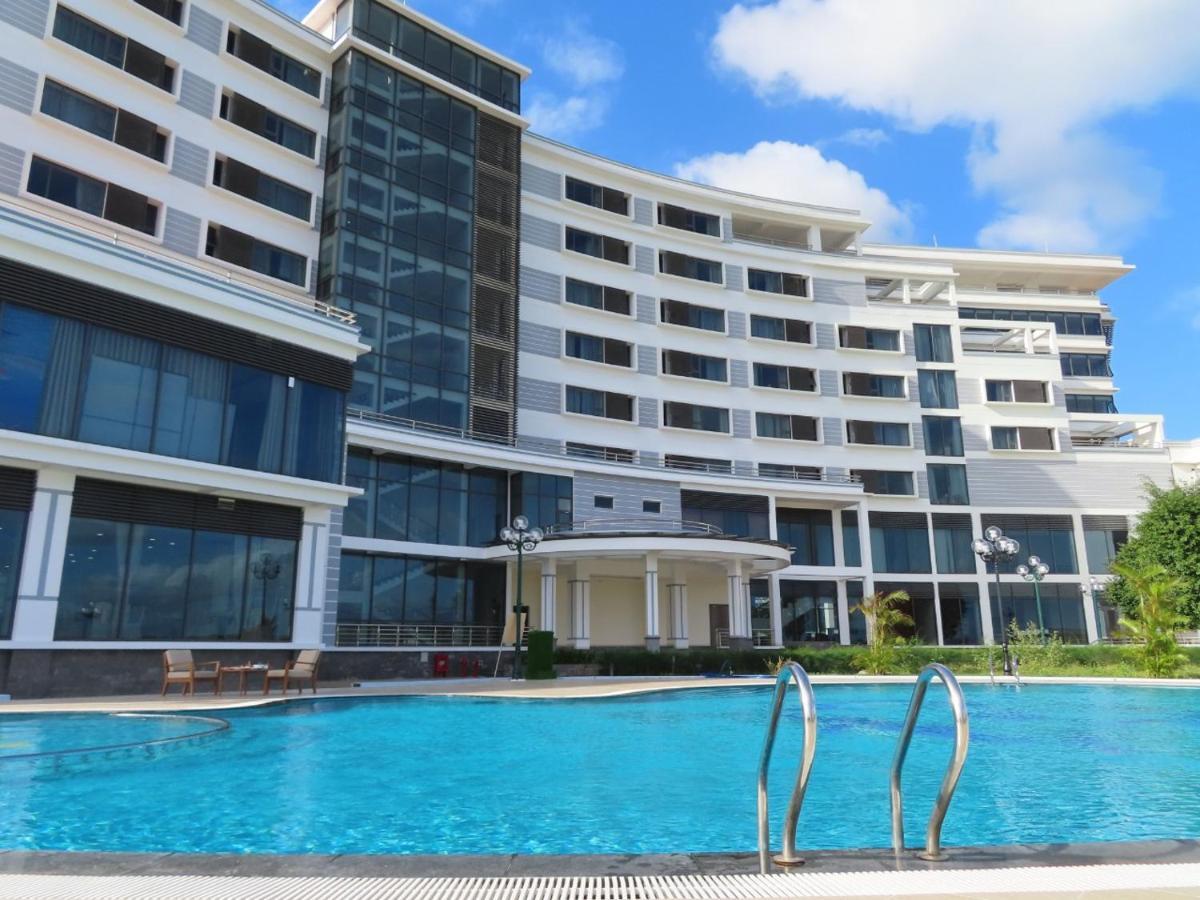 Navy Hotel Cam Ranh Exteriör bild
